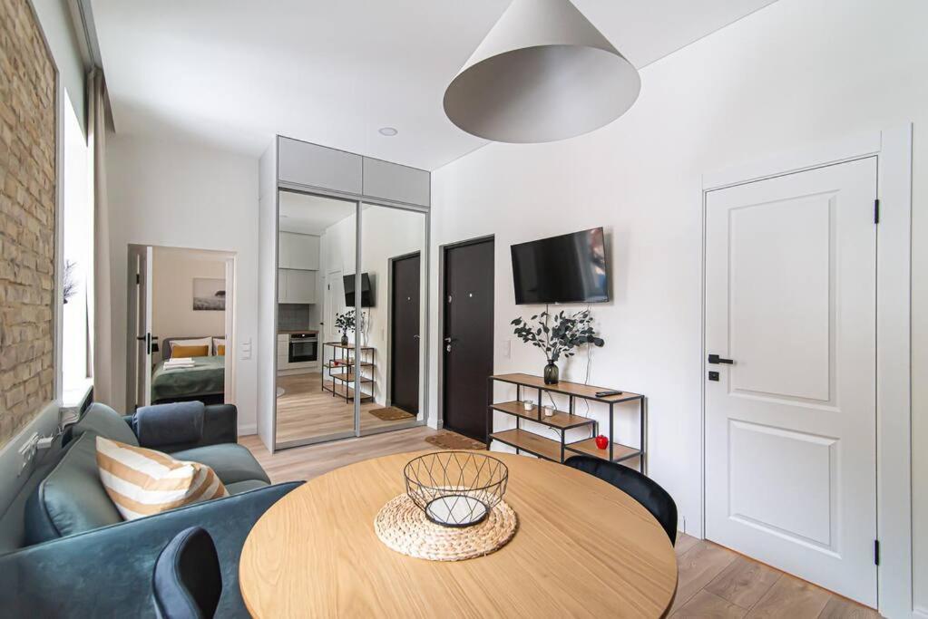 New And Modern Apartment In Old Town By Urban Rent Вильнюс Экстерьер фото